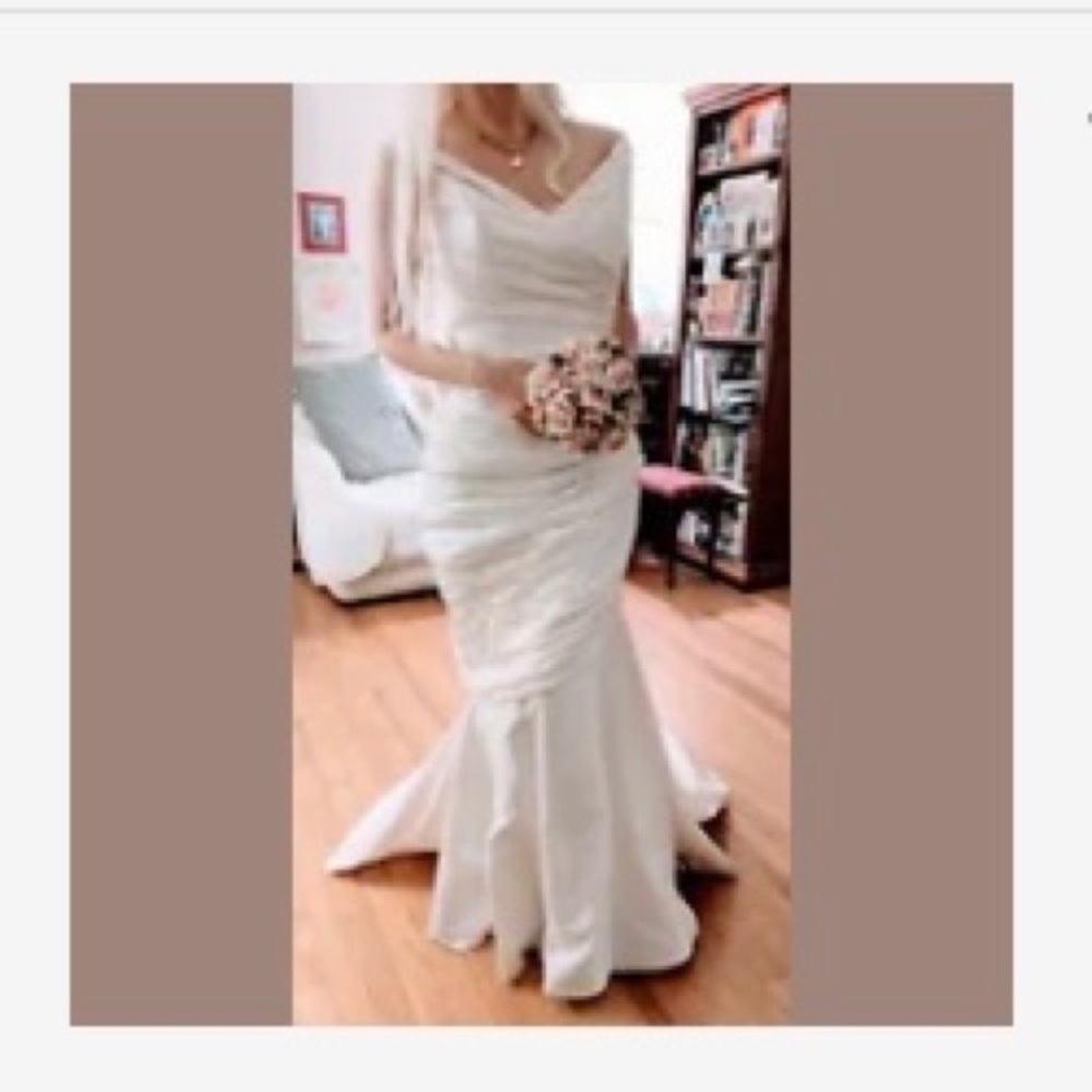 La Sposa (Alfred Angelo) Mermaid Wedding Dress